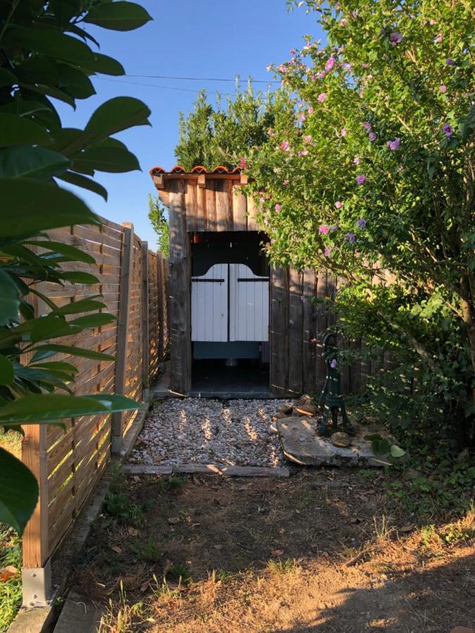 Les Cabanes Du Vigne Molandier 외부 사진