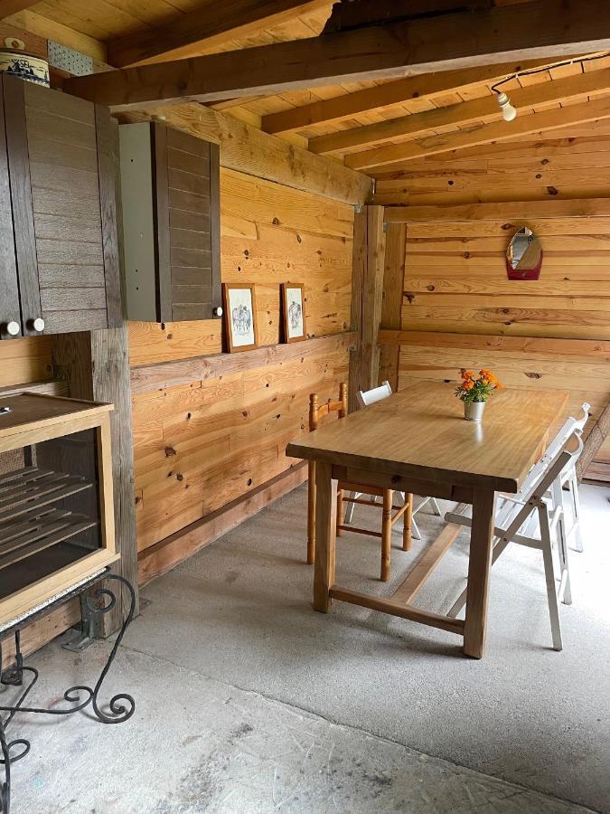 Les Cabanes Du Vigne Molandier 외부 사진